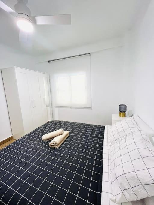 New Spacious And Cozy Apartment - Málaga Exterior foto