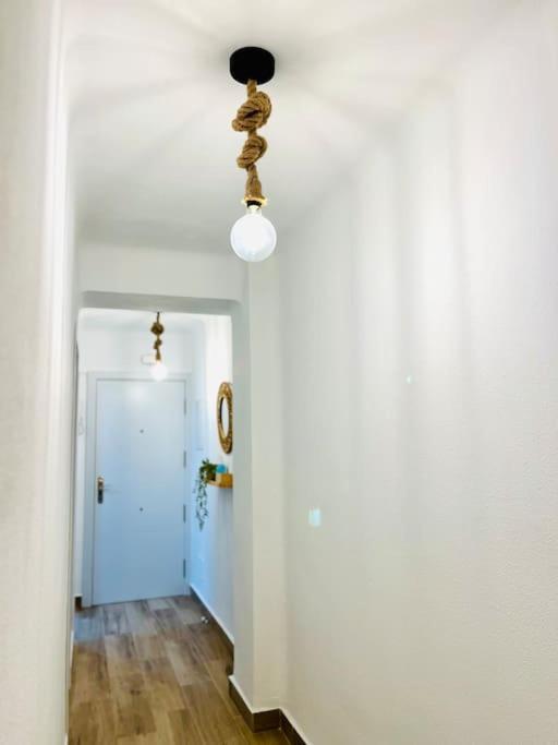 New Spacious And Cozy Apartment - Málaga Exterior foto